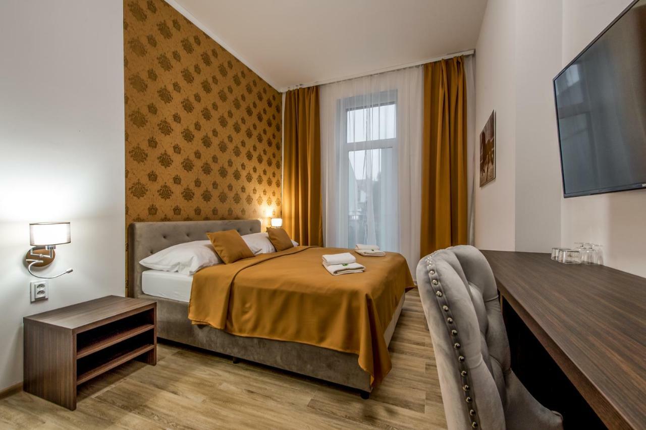 Hotel Black Horse Presov Ngoại thất bức ảnh